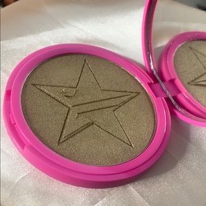 Jeffree Star Skin Frosty So Fucking Gold